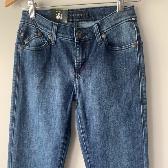 Rock & Republic Denim Jeans - Picture 2 of 6